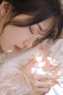 年轻的女老师在线